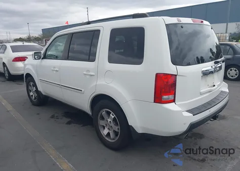 2010 Honda Pilot Touring z USA, uszkodzony, nr VIN 5FNYF3H85AB003993